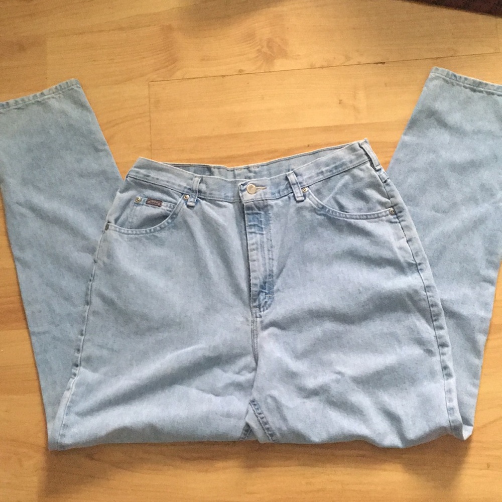 Vintage Riders High Waisted Light Wash Mom Jeans